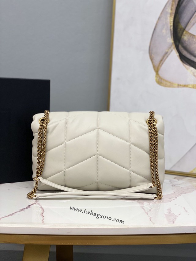 YSL专柜款女包 聖羅蘭經典款LOULOU PUFFER絎縫漆皮小號郵差包 YSL肩背斜挎包 577476  jjh1132